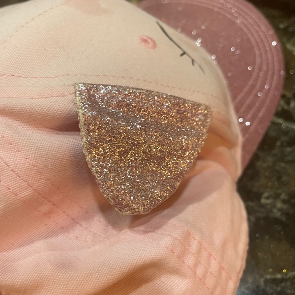 GUESS Kitty cat hat with sparkly brim adjustable back strap- fits women’s heads - Picture 12 of 13